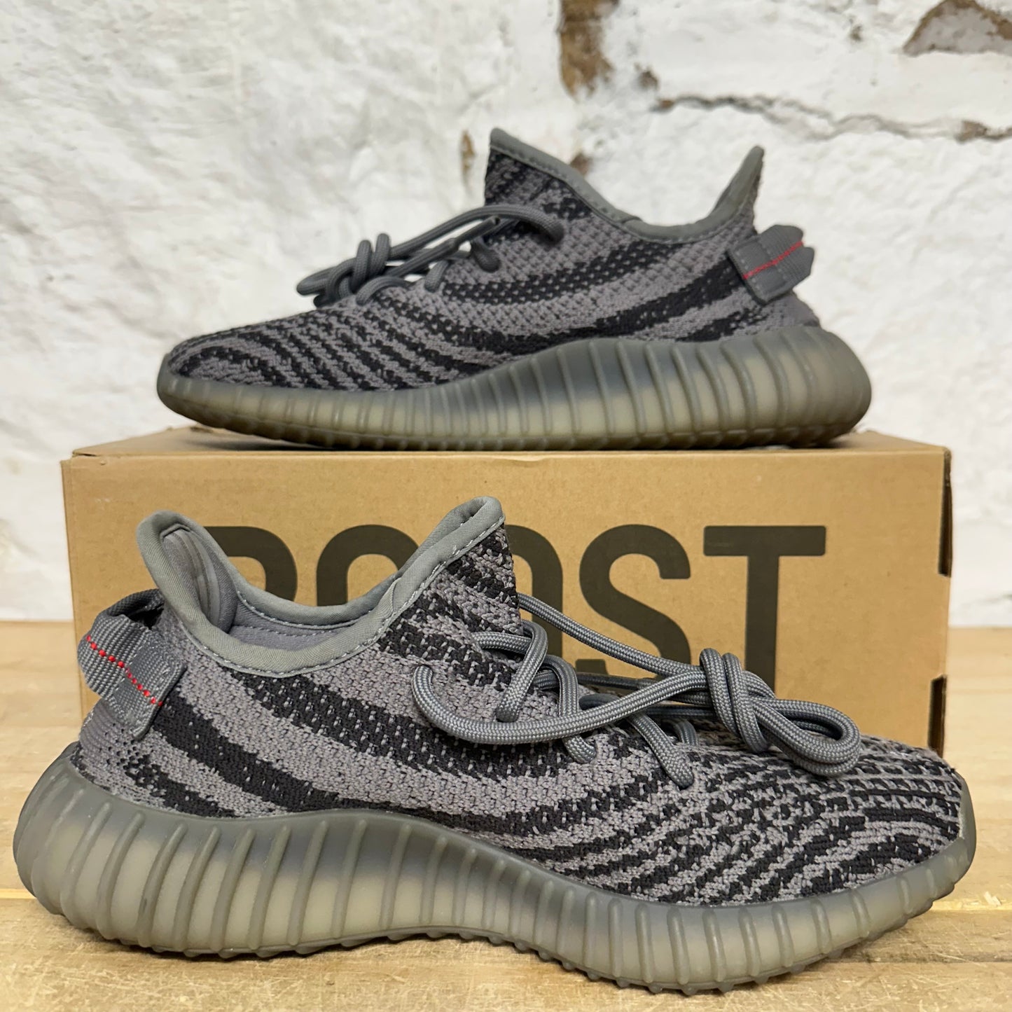 Yeezy 350 V2 Beluga 2.0 Sz 5