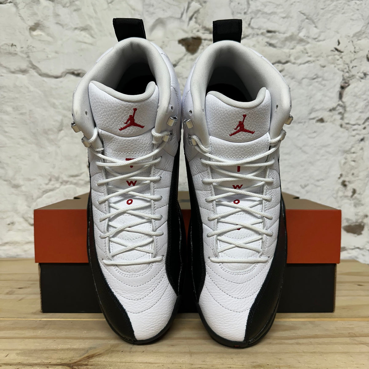 Air Jordan 12 Taxi Flip Sz 13 DS