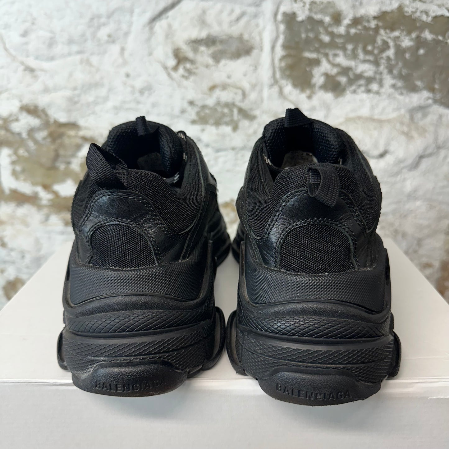 Balenciaga Triple S Triple Black Sneaker Sz 7 (40)