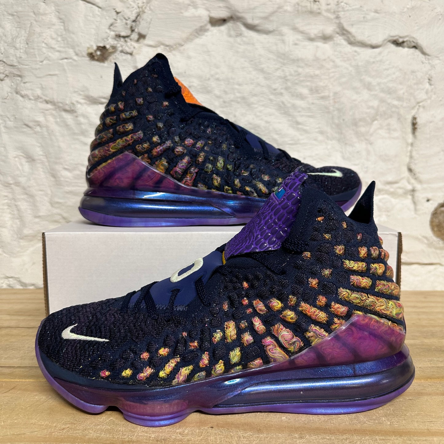 Nike LeBron 17 Monstars Sz 12