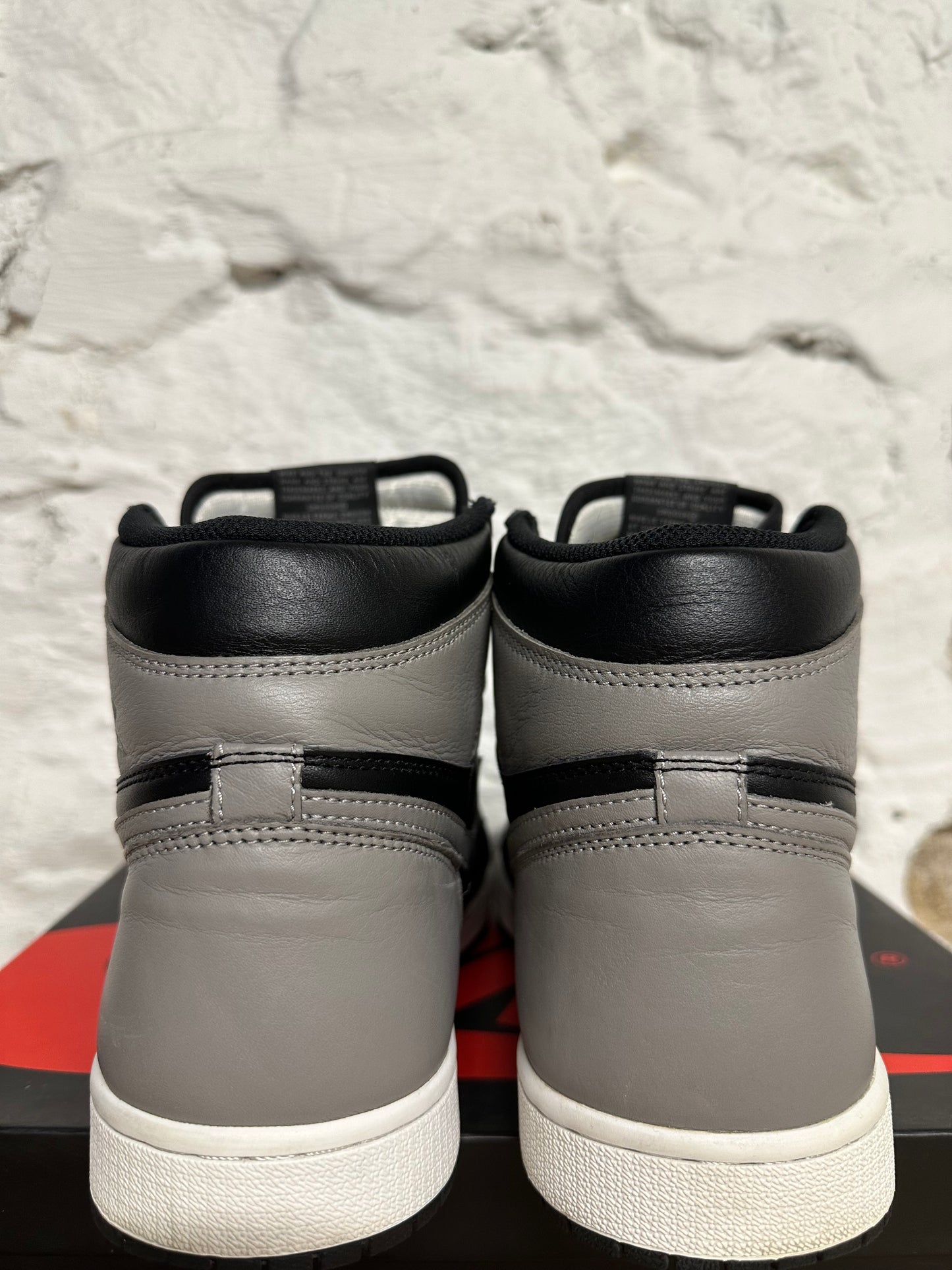 Air Jordan 1 High Shadow Sz 11