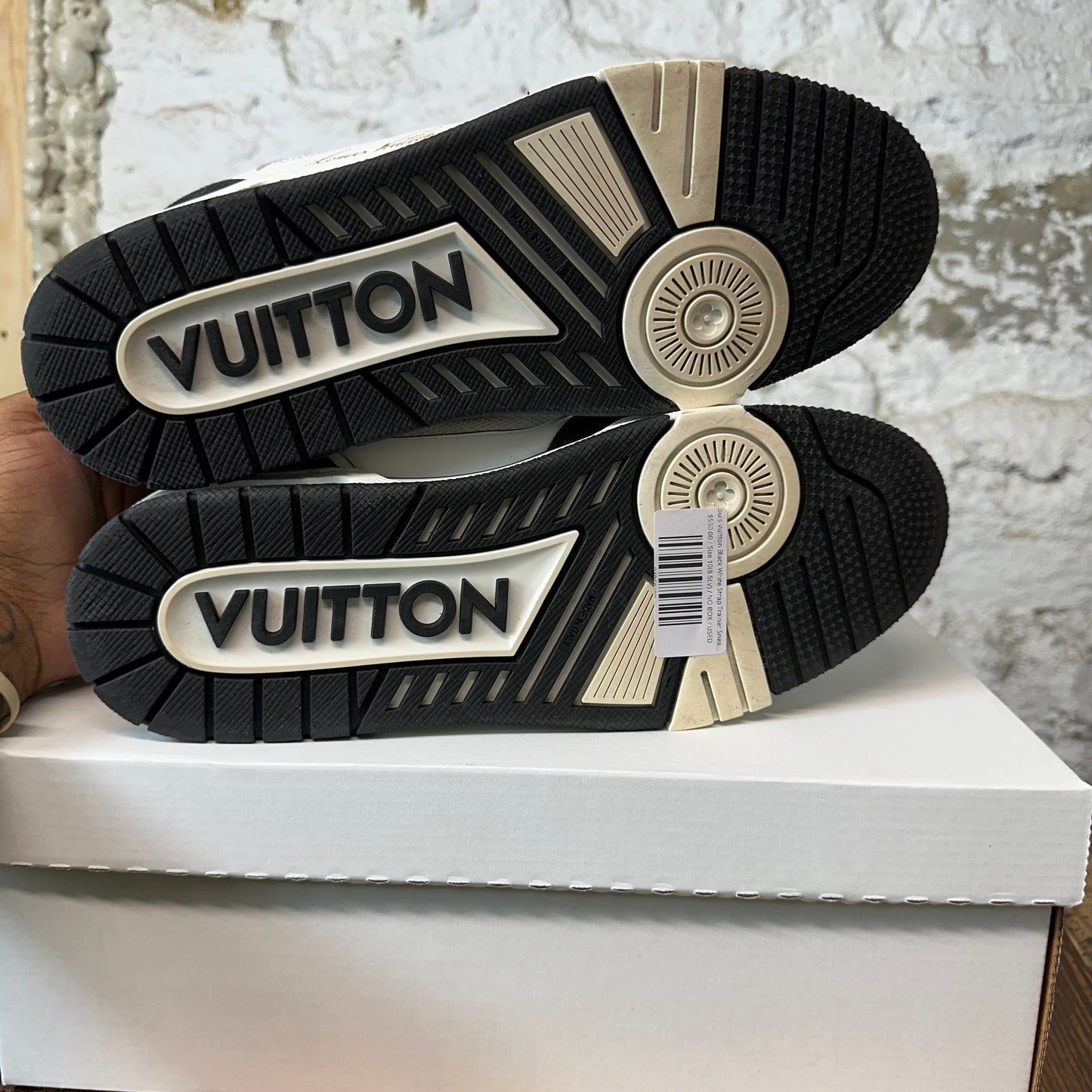 Louis Vuitton Black White Strap Trainer Sneaker Sz 10 (8.5LV)