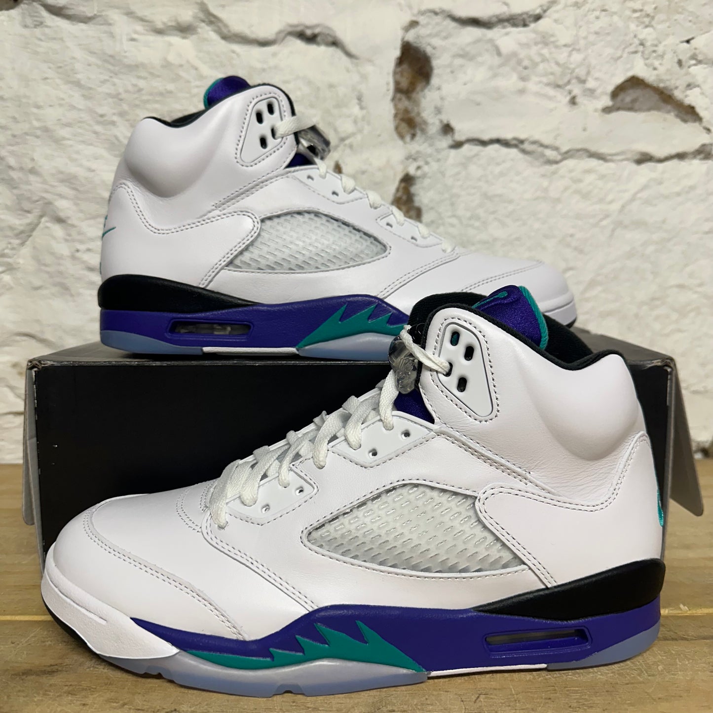 Air Jordan 5 Grape (2025) Sz 10 DS