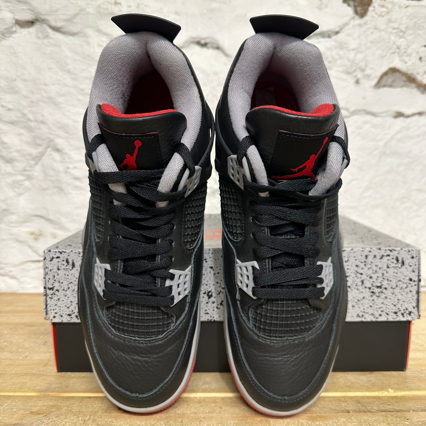 Air Jordan 4 Bred Reimagined Sz 10