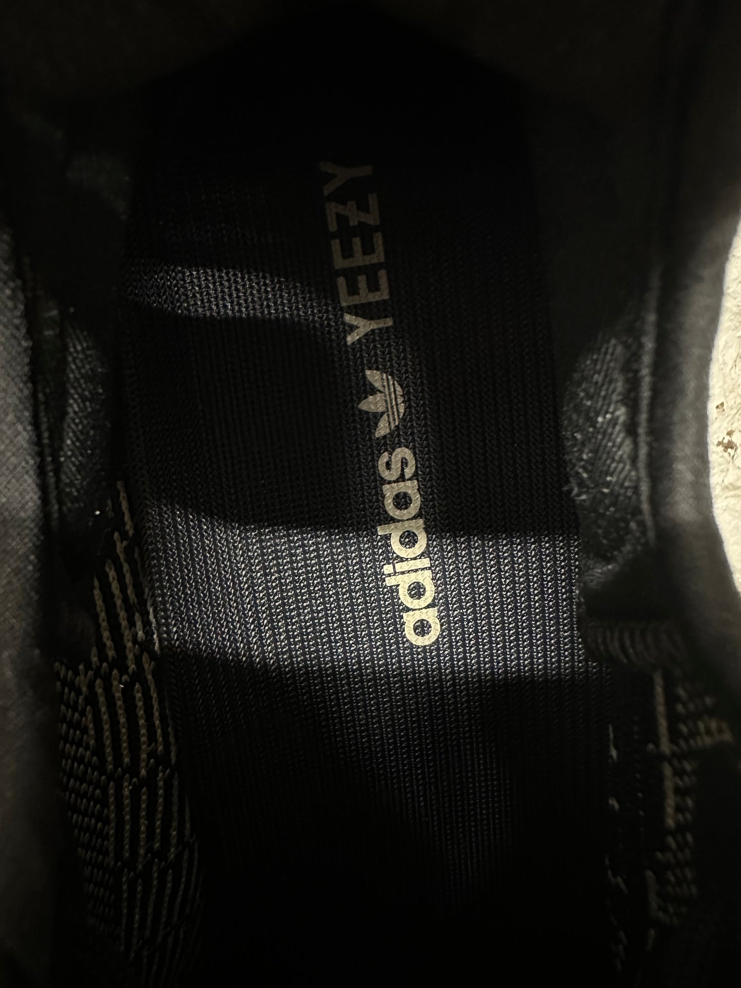 Yeezy 350 Oreo Sz 10.5