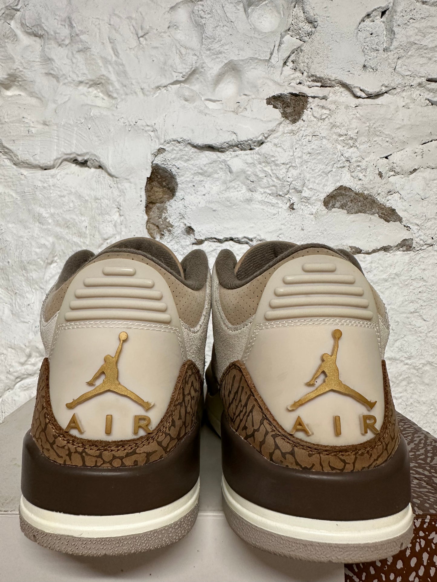 Air Jordan 3 Palomino Sz 9.5