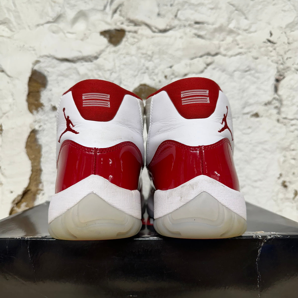 Air Jordan 11 High Cherry (2022) Sz 10.5