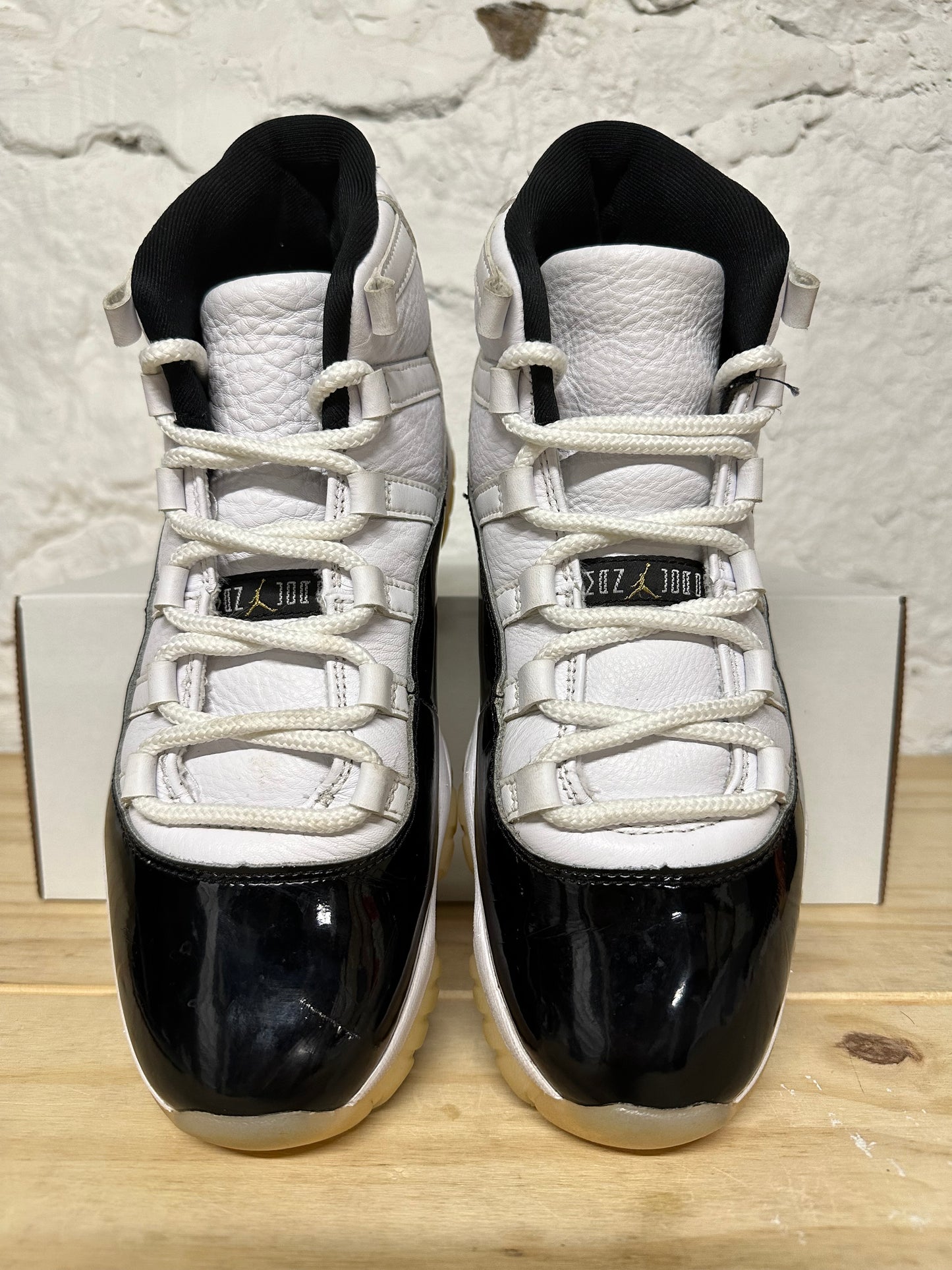 Air Jordan 11 High Gratitude Sz 9