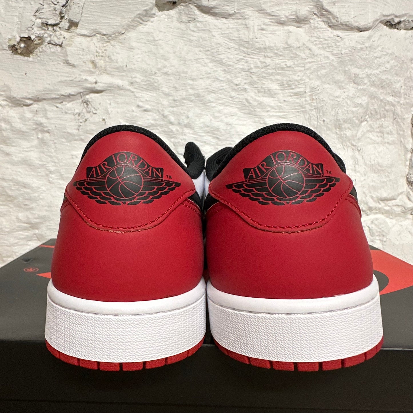 Air Jordan 1 Low Black Toe Sz 13 DS