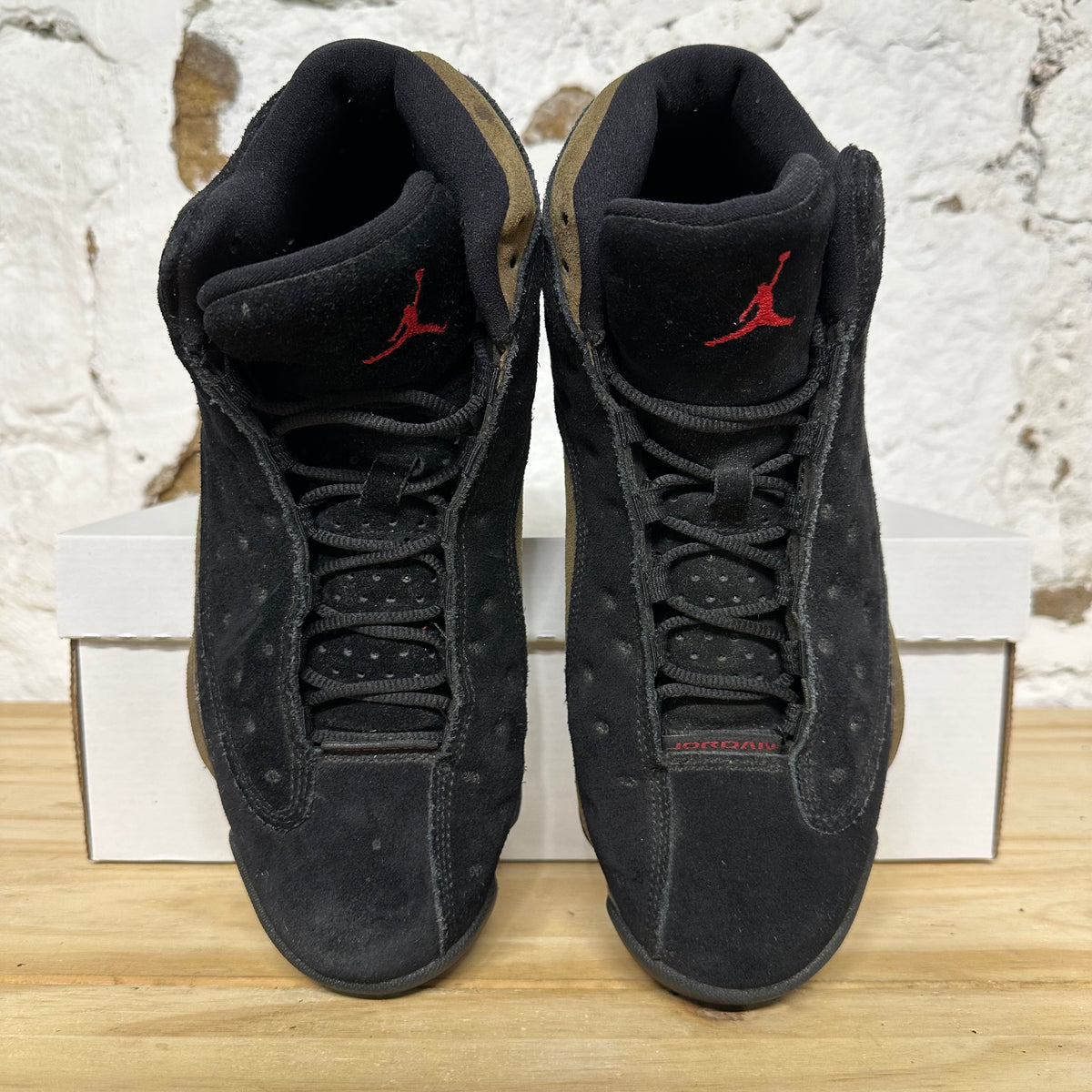 Air Jordan 13 Olive Sz 8.5