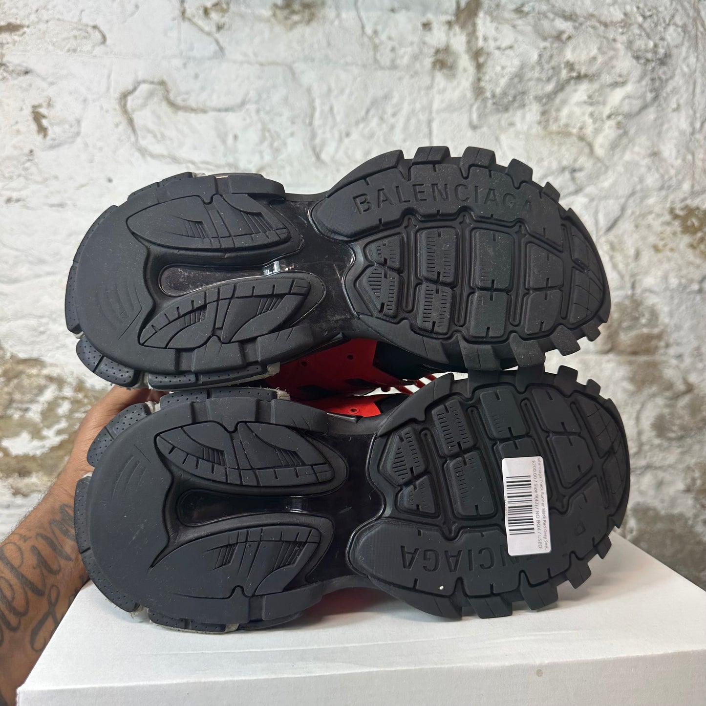 Balenciaga Track Runner Black Red Grey Sneaker Sz 9 (42)