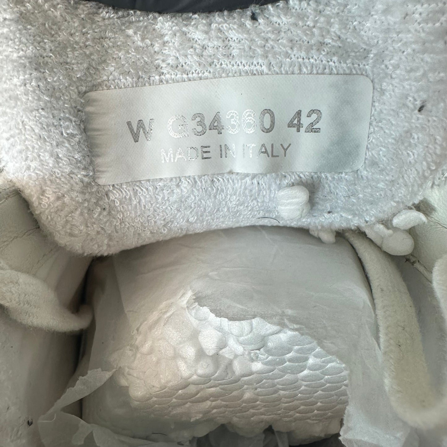 Chanel CC Triple White Trainer Sneaker Sz 9 (42)