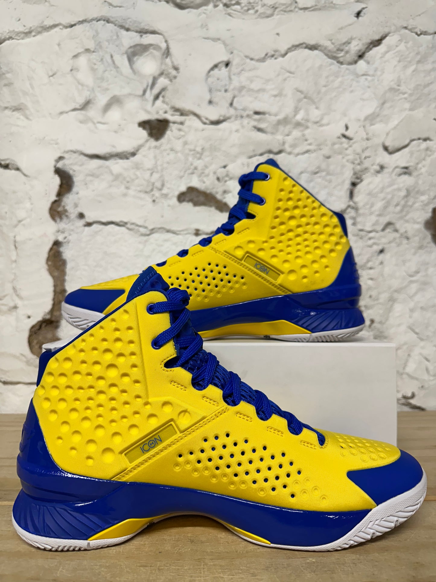 Under Armour Curry 1 Icon Custom Yellow Blue Sz 10 DS