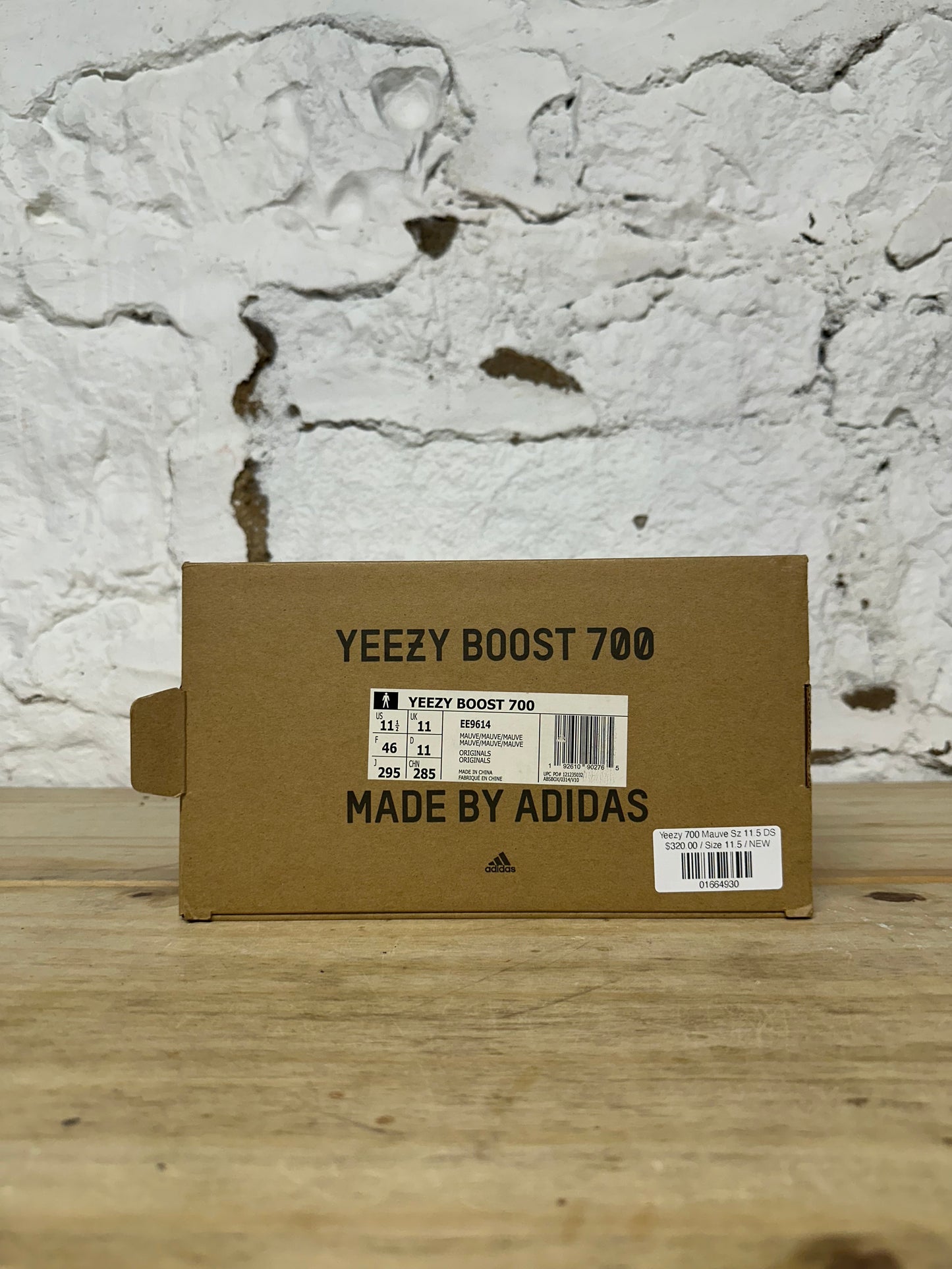 Yeezy 700 Mauve Sz 11.5 DS