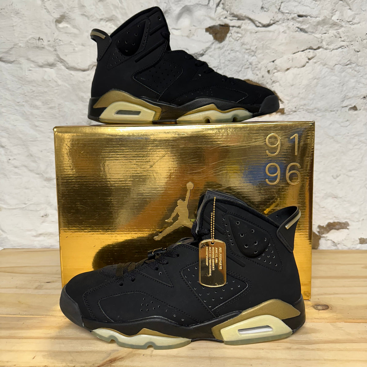Air Jordan Defining Moments Pack 6/11 Sz 10 DS