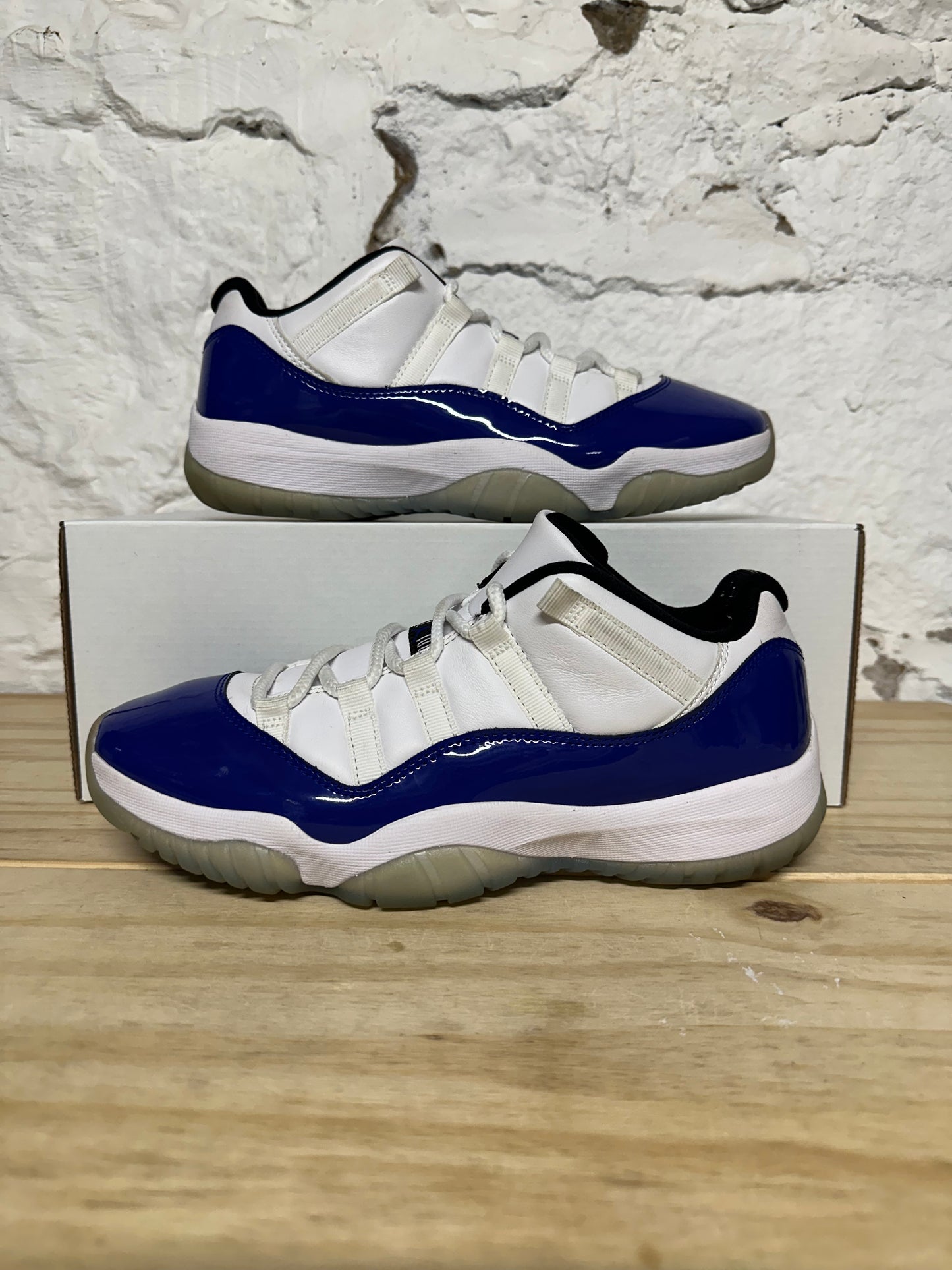 Air Jordan 11 Low Concord Sketch Sz 8.5 (10W)