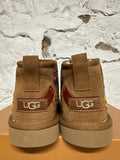 Ugg Classic Ultra Mini Boot Palace Looney Tunes Sz 7 DS