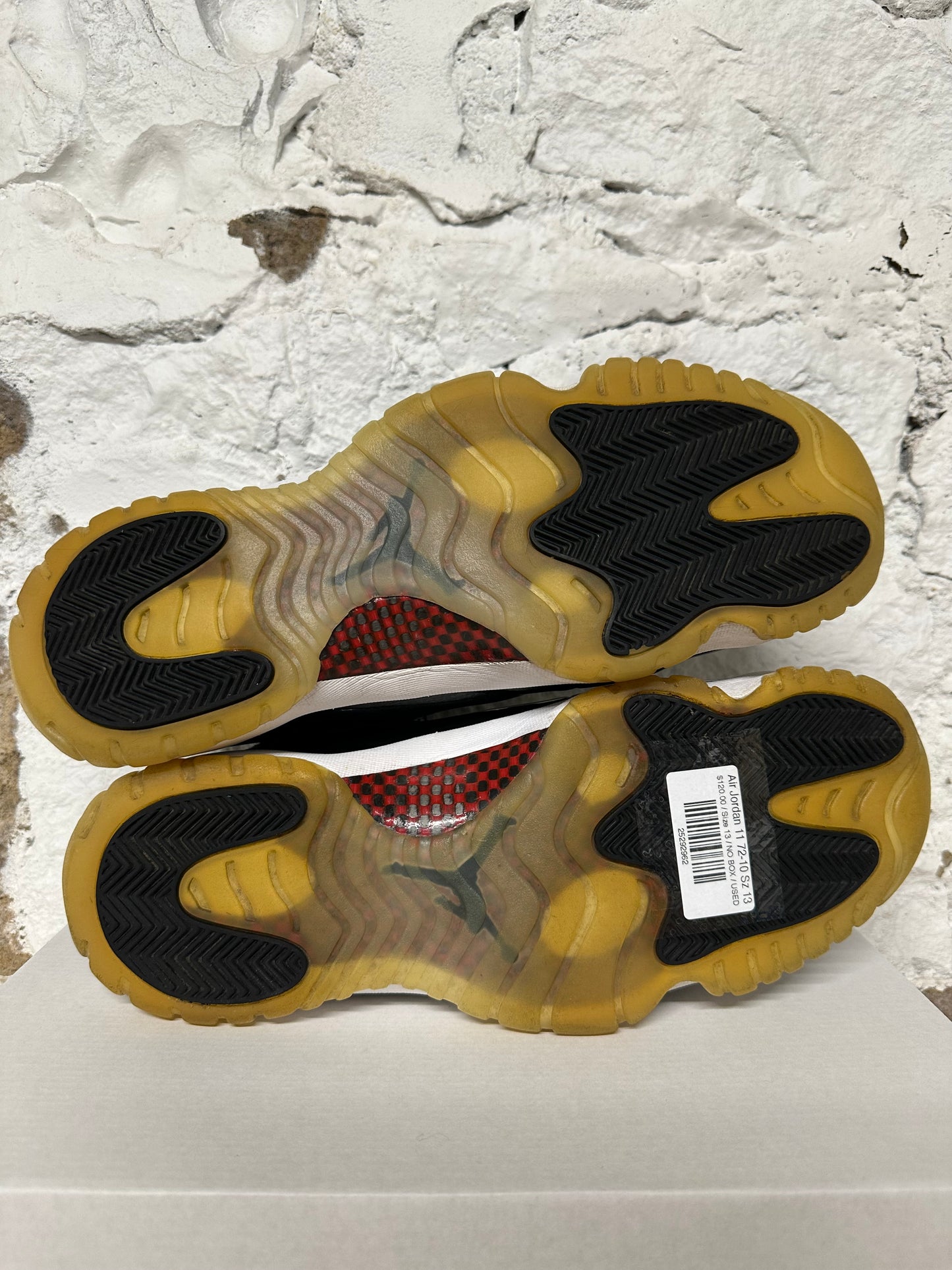 Air Jordan High 11 72-10 Sz 13