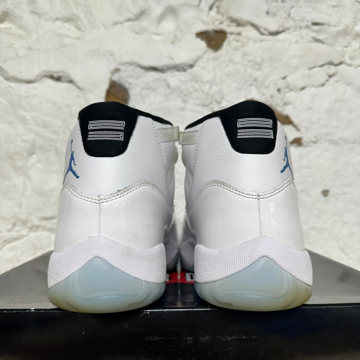 Air Jordan 11 High Legend Blue (2024) Sz 9.5