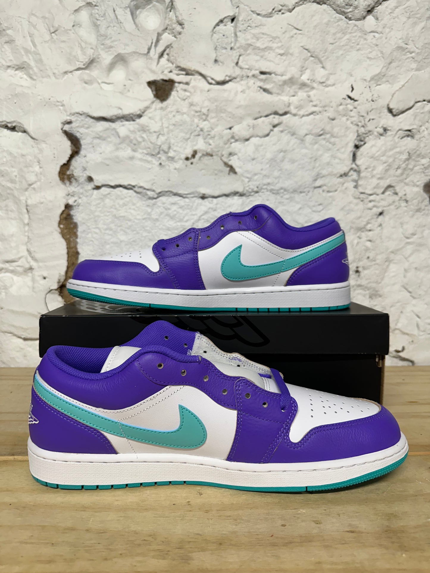Air Jordan 1 Low Psychic Purple Sz 14 DS