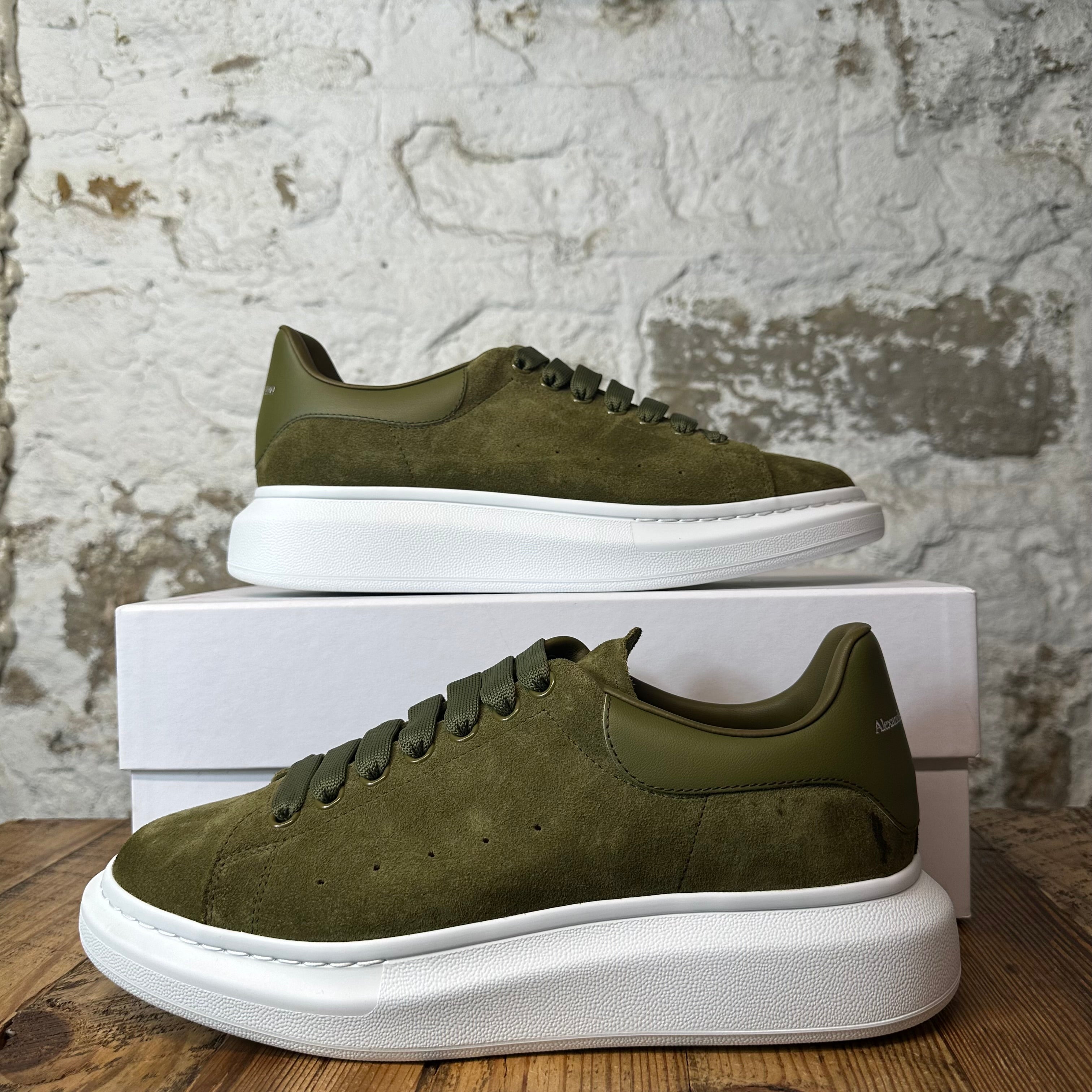 Alexander Mcqueen Olive Suede White Sole Sneaker Sz 11 (44)