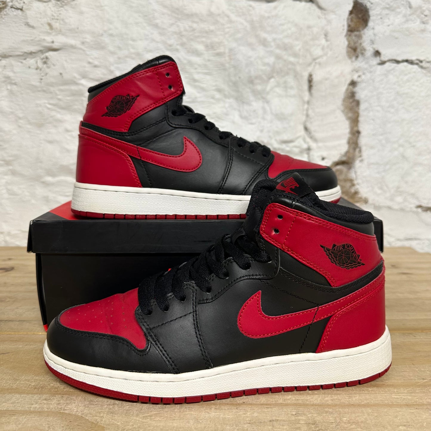 Air Jordan 1 High Bred (2013) Sz 7Y