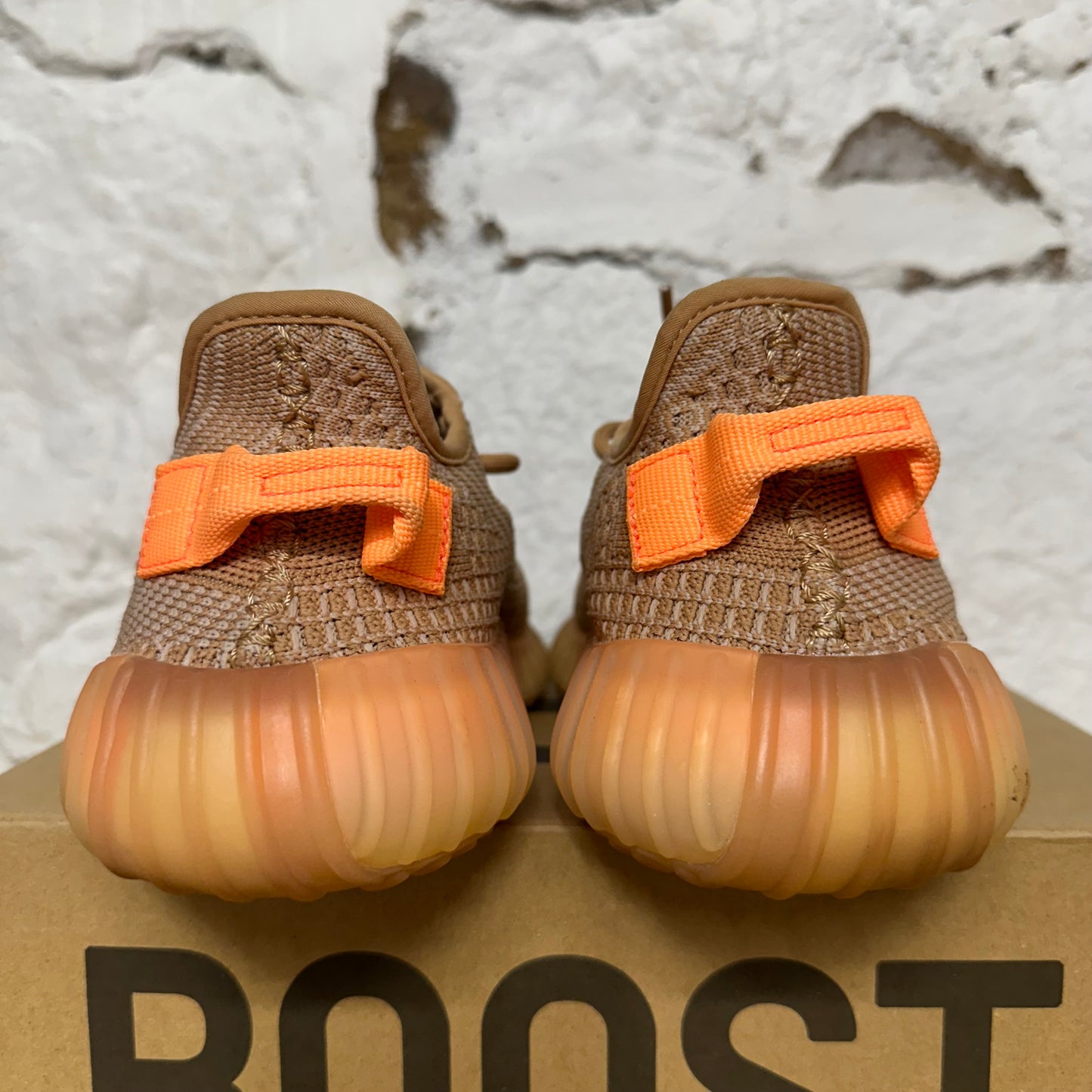Yeezy 350 V2 Clay Sz 5.5