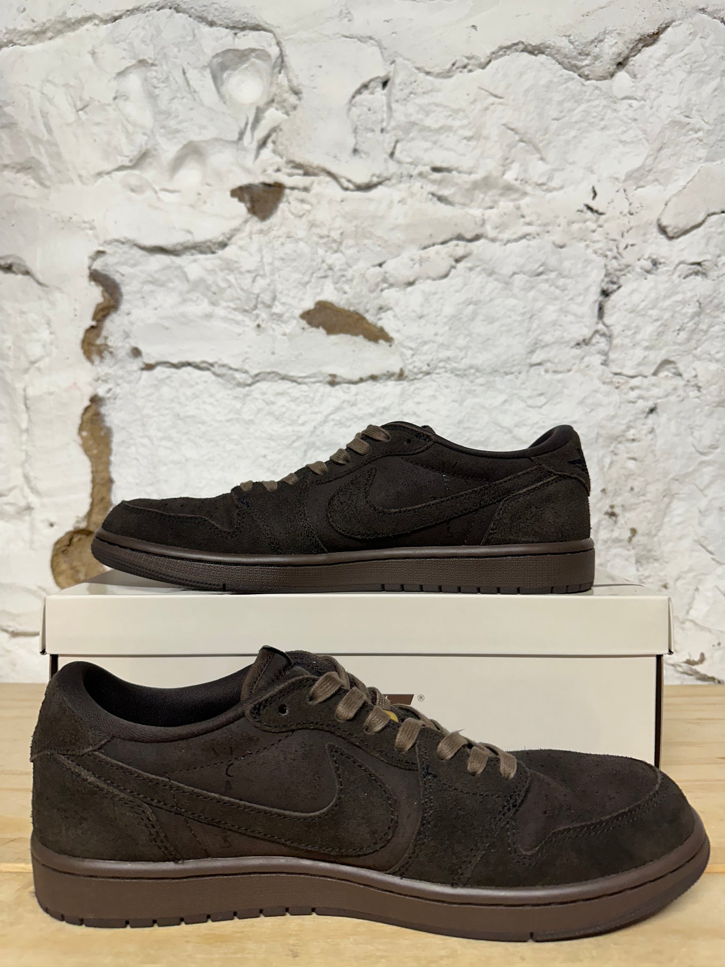 Air Jordan 1 Low Travis Scott Velvet Brown Sz 11