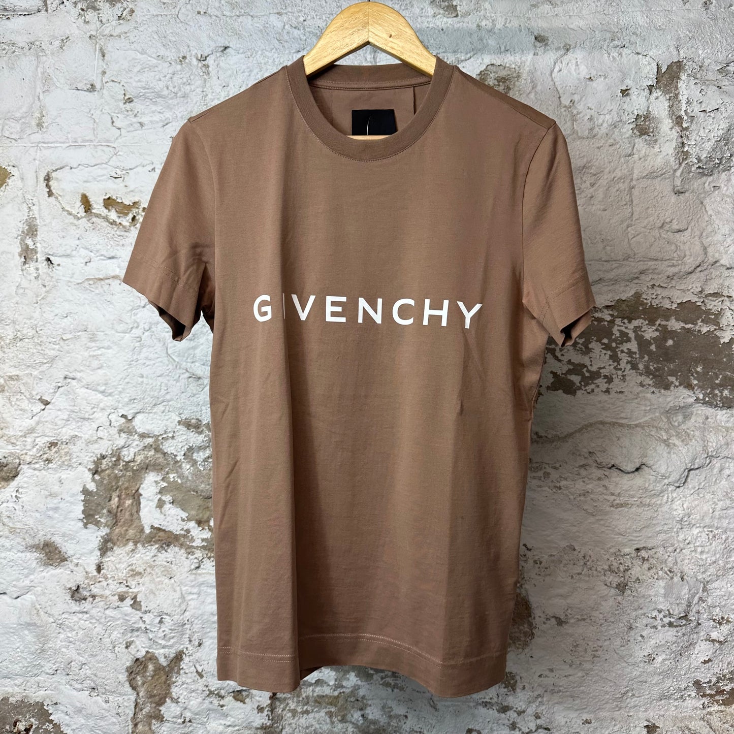 Givenchy White Spellout T-shirt Brown Sz XS