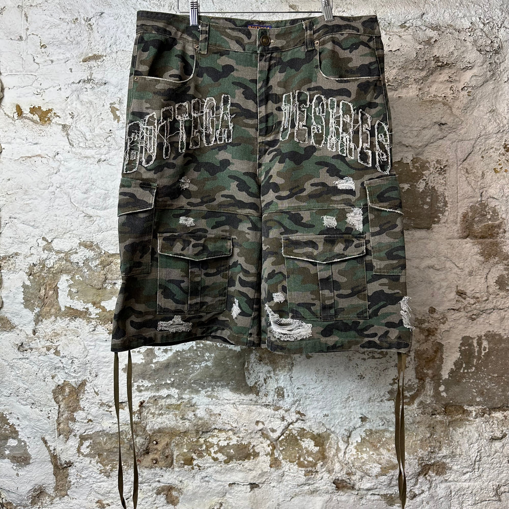 Bottega Desires Distressed Camo Cargo Shorts Sz 36
