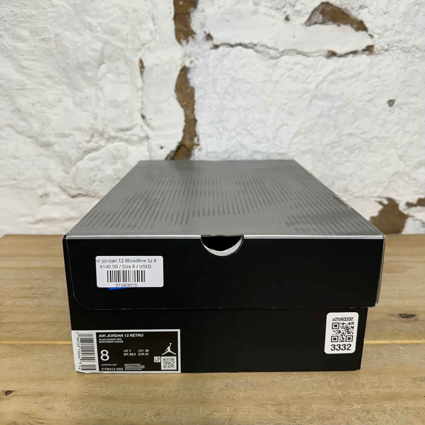 Air Jordan 12 Bloodline Sz 8