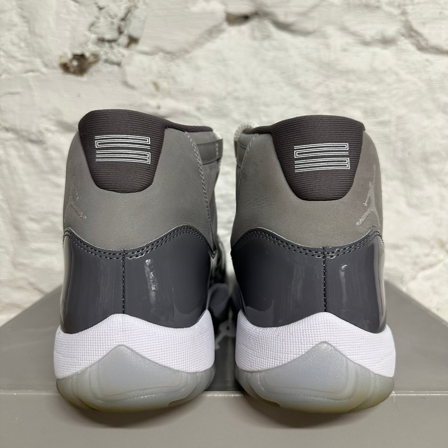 Air Jordan 11 High Cool Grey Sz 10.5