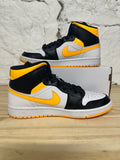 Air Jordan 1 Mid Laser Orange Black Sz 6.5 (8W)
