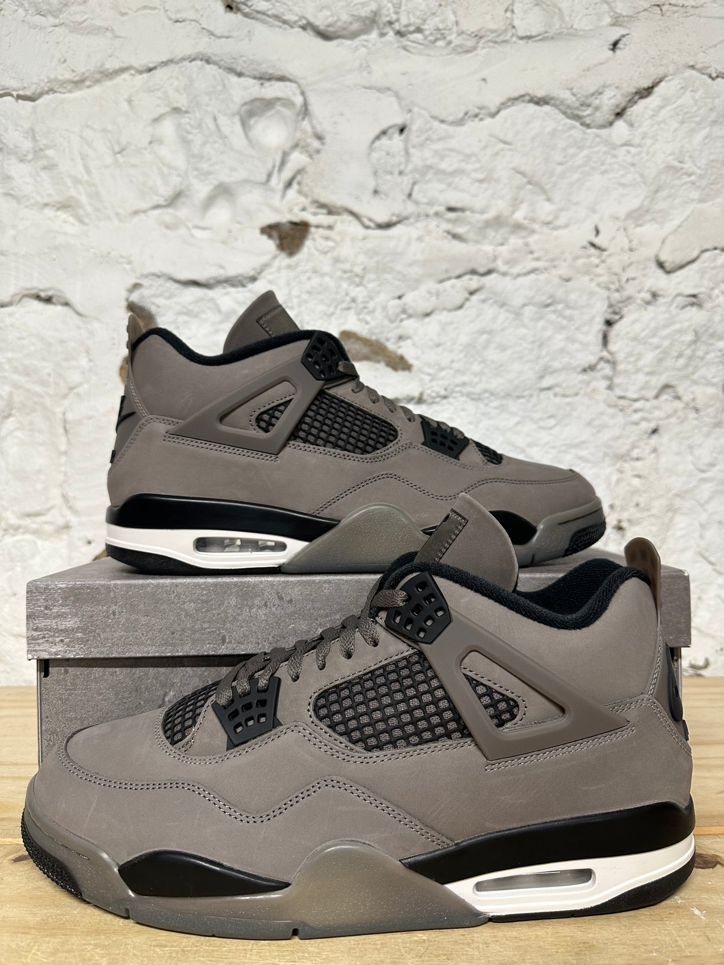 Air Jordan 4 Cave Stone Sz 13 DS