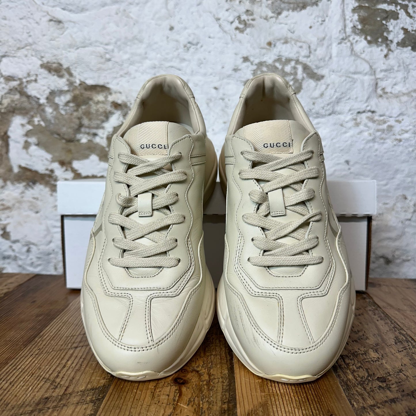 Gucci Rython VIntage Logo Cream Sneaker Sz 5.5 No Box