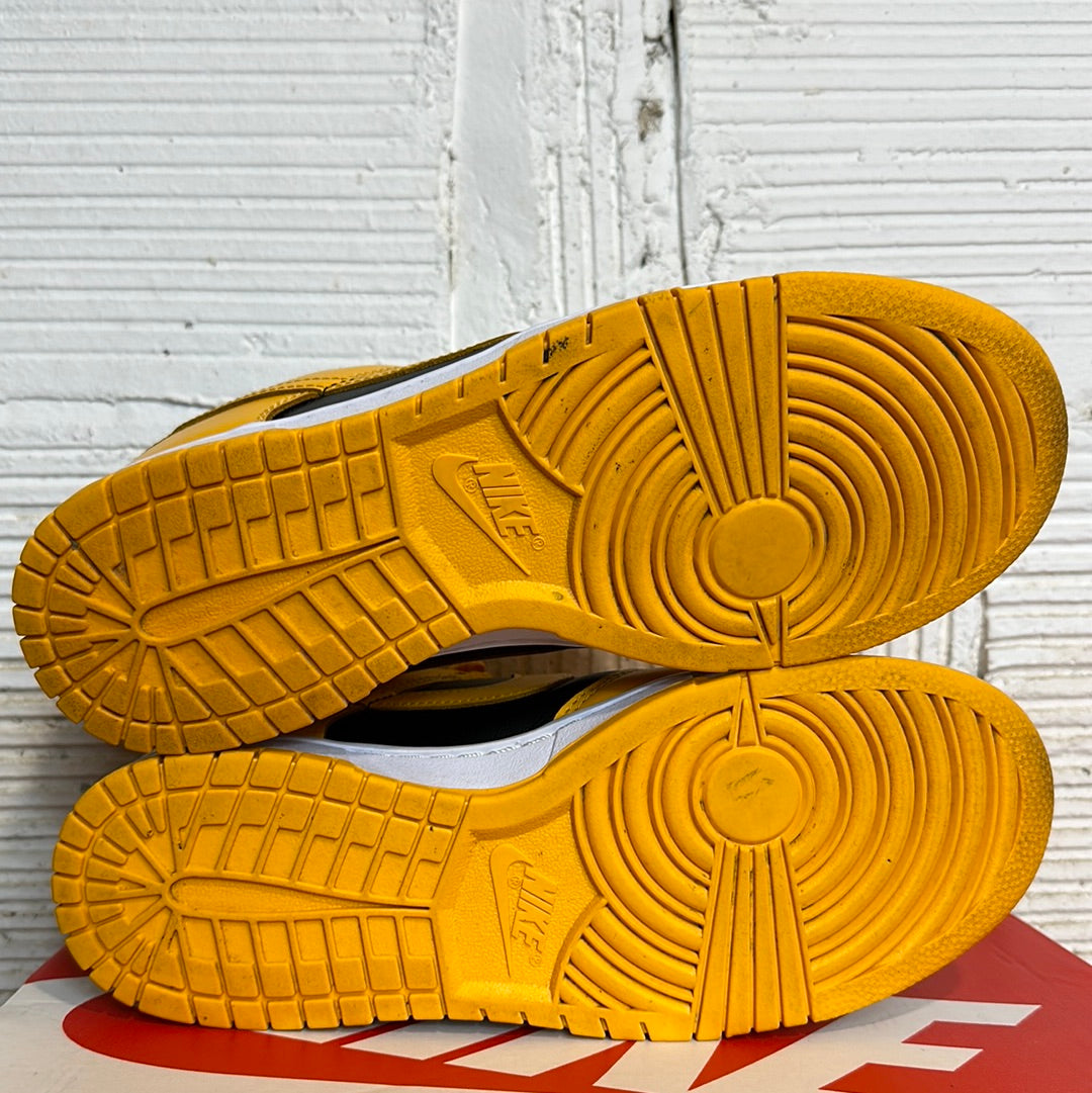 Nike Dunk Low Championship Goldenrod (2021) Sz 8.5 – The Nike Dunk Low Championship Goldenrod (2021) Sz 8.5 – The