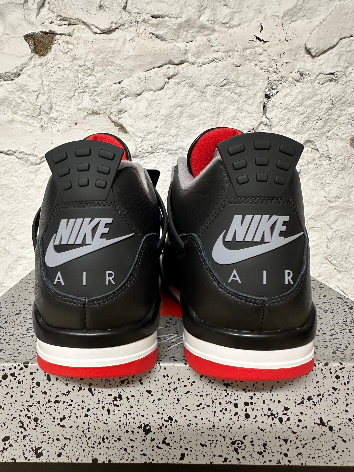 Air Jordan 4 Bred Reimagined Sz 10.5 DS
