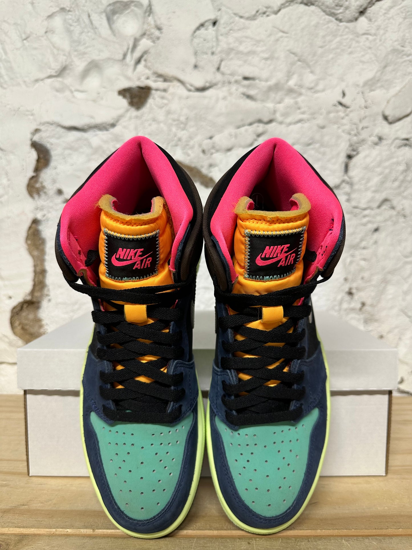 Air Jordan 1 High Tokyo Biohack Sz 9