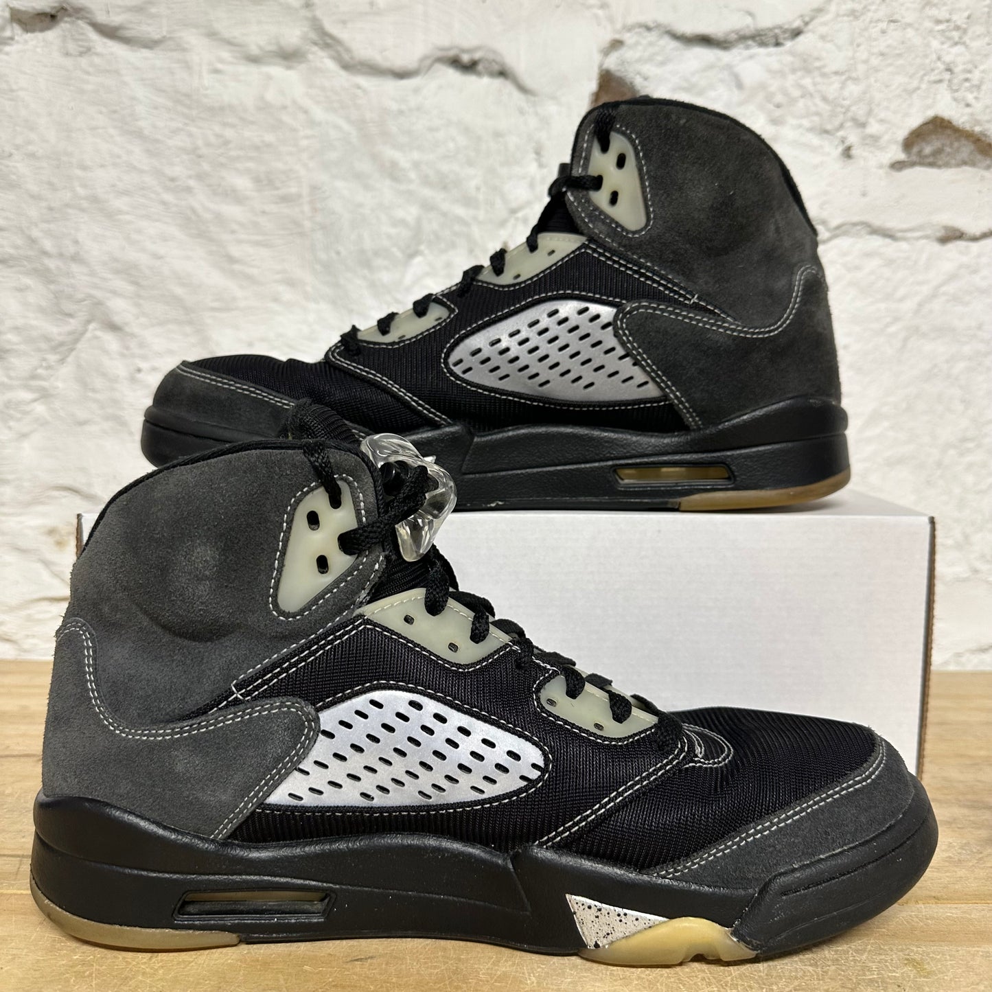 Air Jordan 5 Anthracite Sz 11