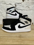 Air Jordan1 Mid Diamond Shorts Sz 11.5 DS