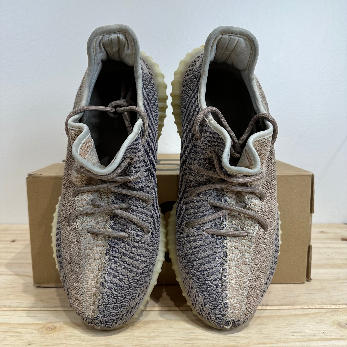 Yeezy Boost 350 V2 Ash Pearl Sz 10