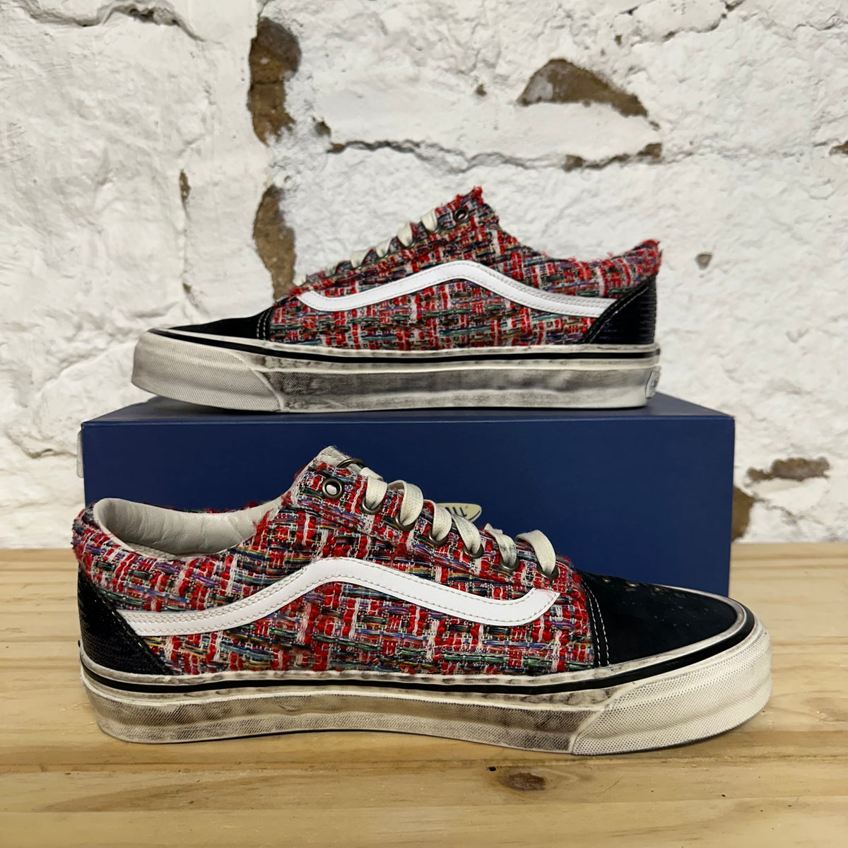 Vans Premium Old School Charms Red Black Sz 11.5