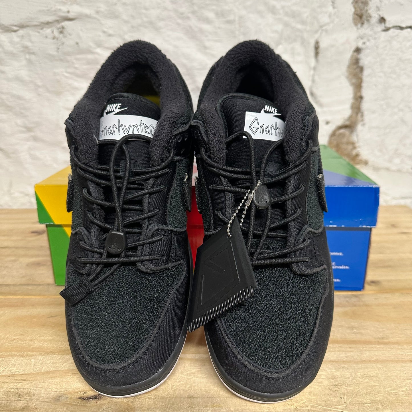 Nike SB Dunk Low Gnar Hunter Sz 9.5 DS