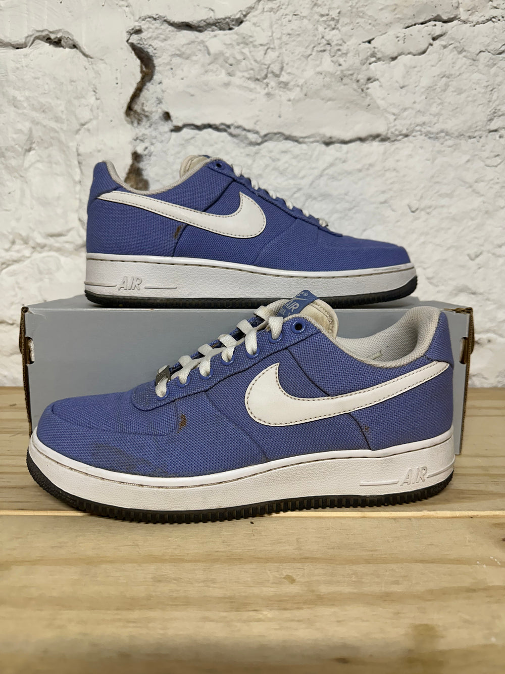 Nike Air Force 1 Low Blue Canvas Sz 7.5 (9W)