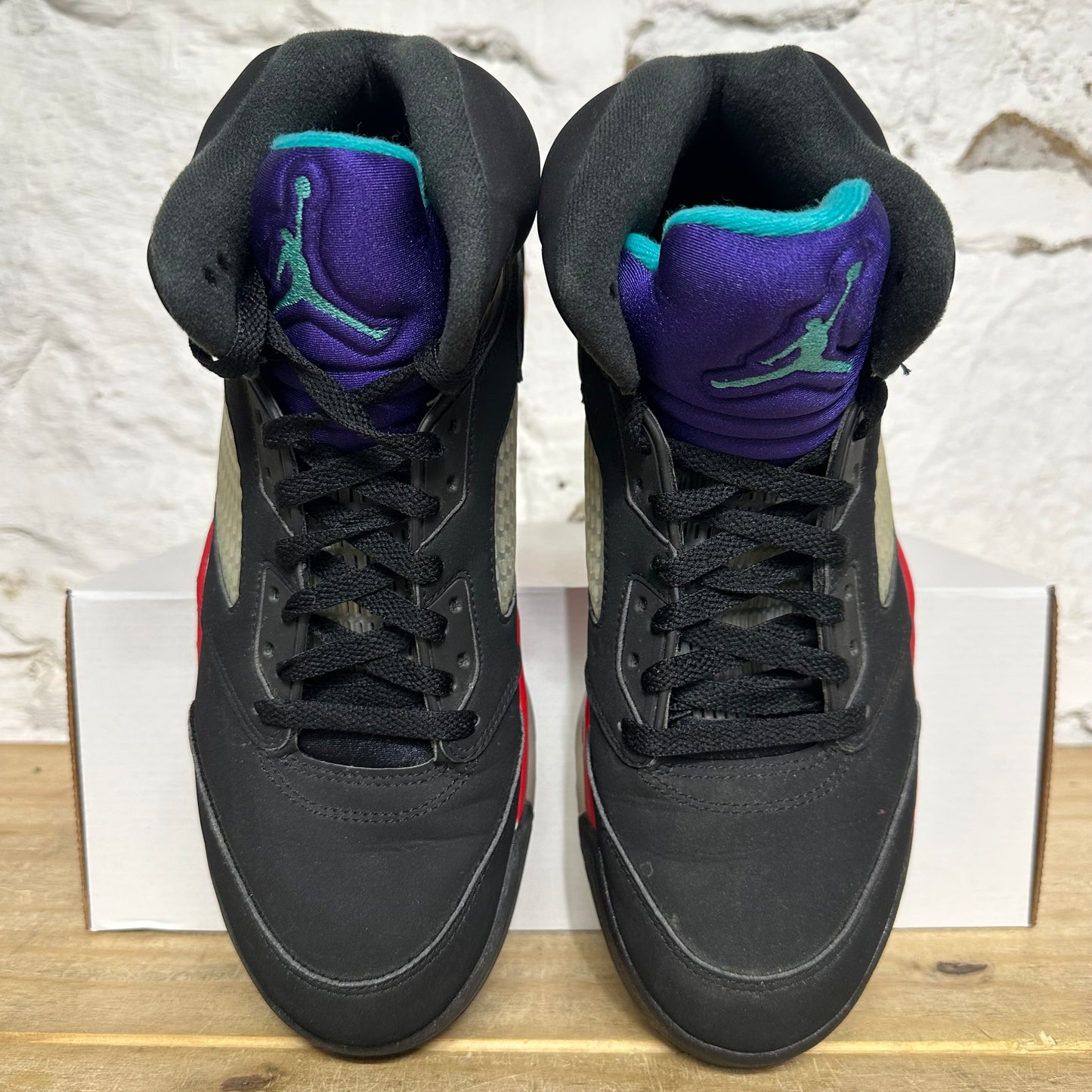 Air Jordan 5 Top 3 Sz 9.5