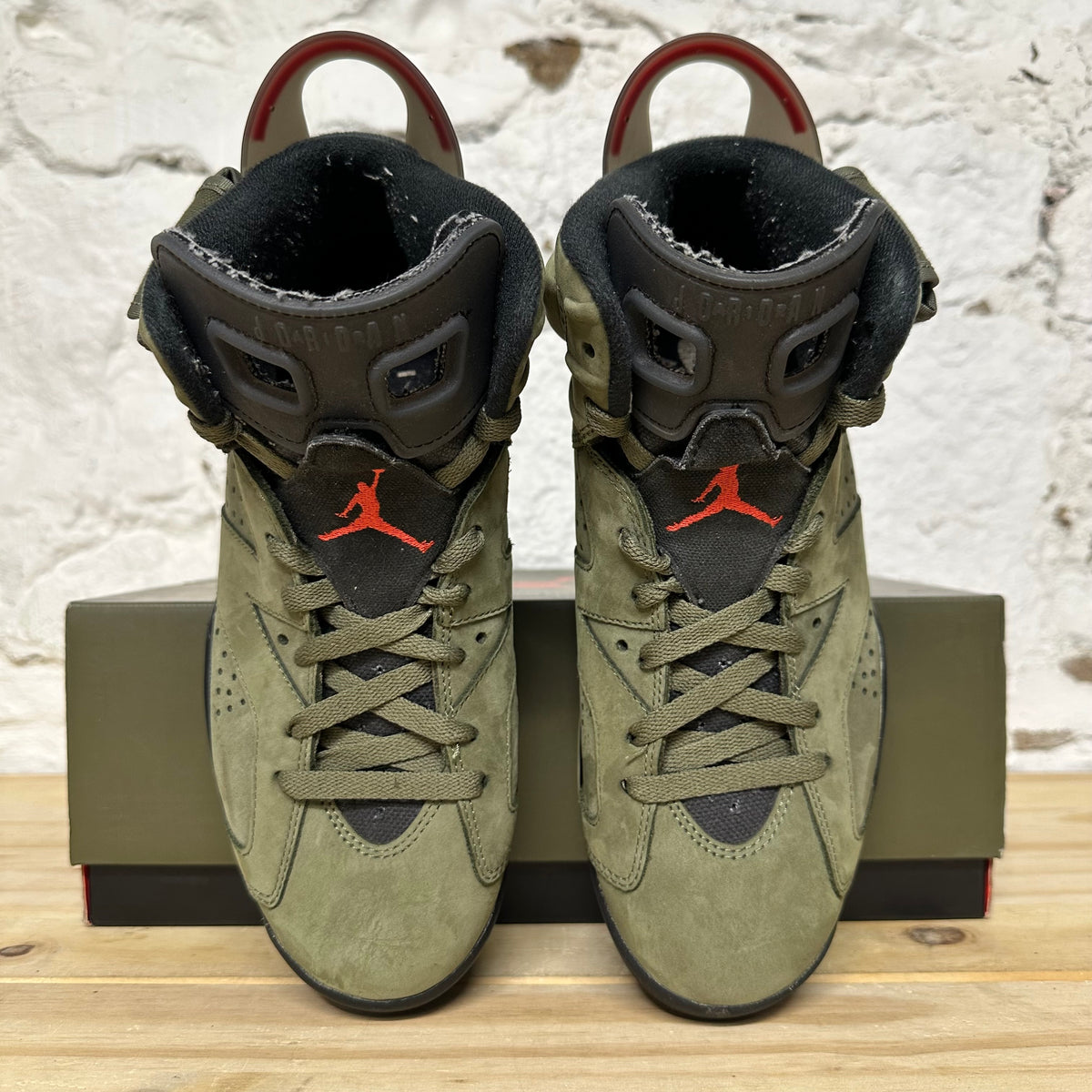 Air Jordan 6 Travis Scott Olive Sz 8