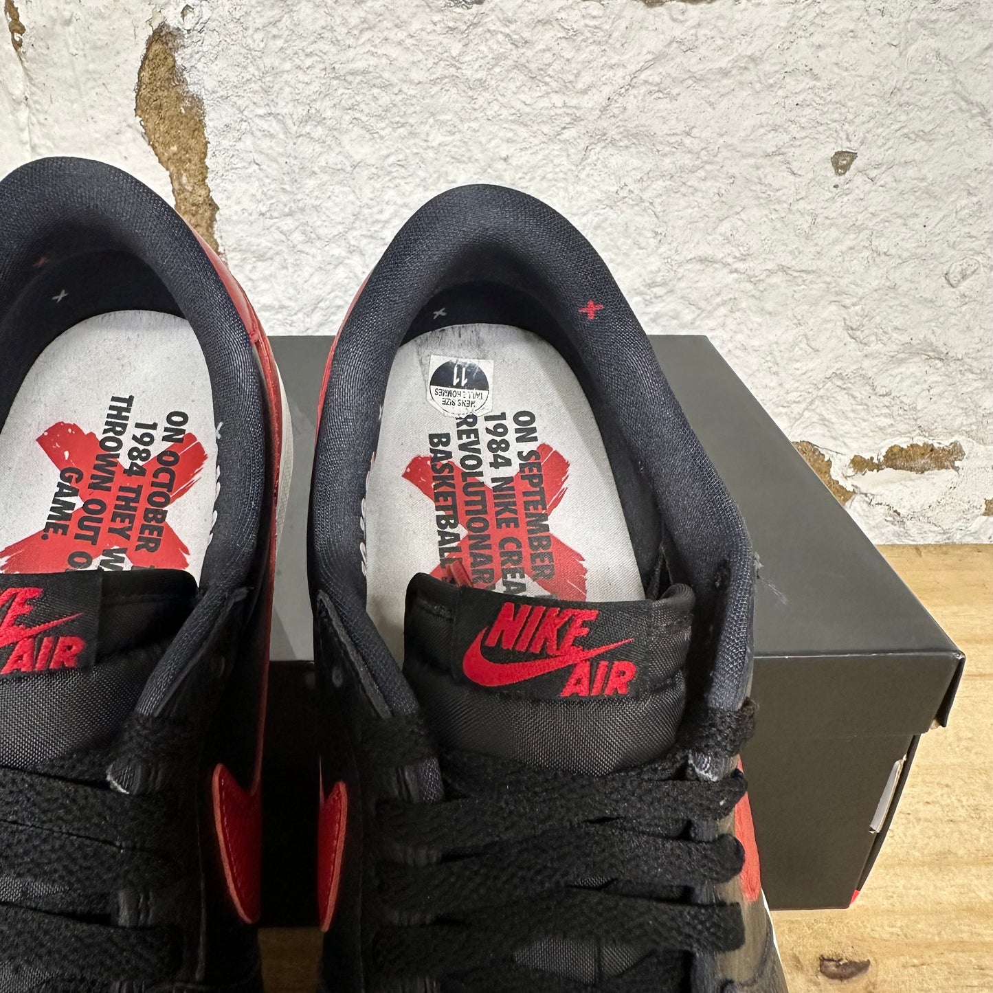 Air Jordan 1 Low Banned Sz 11