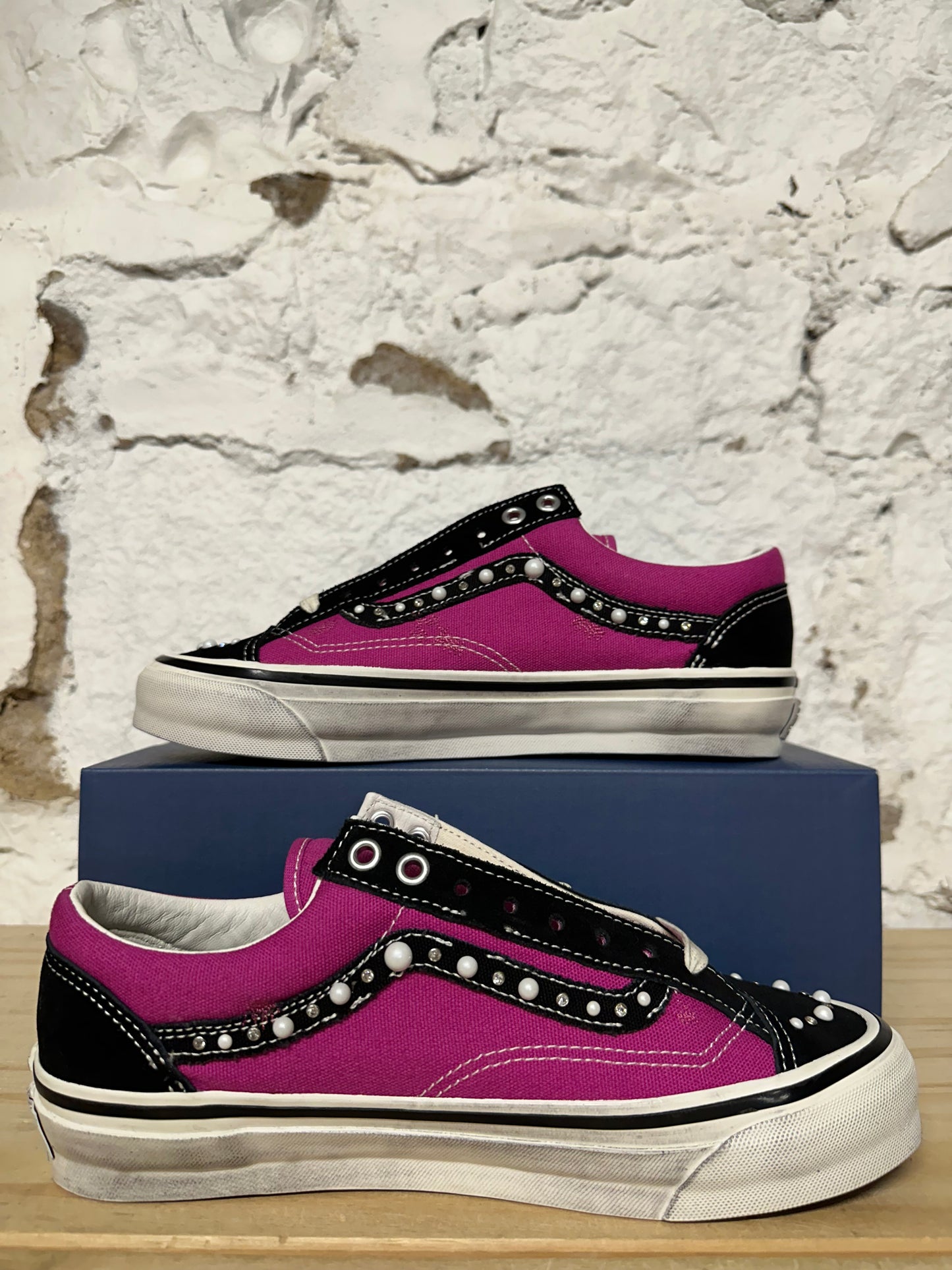 Vans Pink Pearlized Fuschia Sz 8 DS