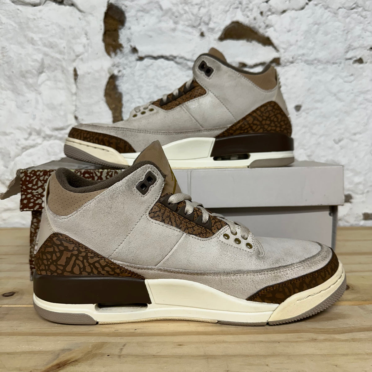 Air Jordan 3 Palomino Sz 8.5
