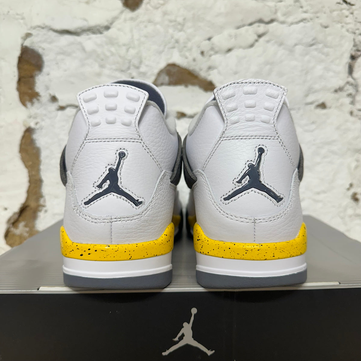 Air Jordan 4 Rare Air Tour Yellow (2026) Sz 9.5 DS